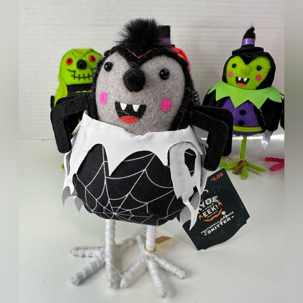 Hyde And Eek Halloween Birds: Skitter, X-Ray, Gourdon, Spellma, Glitters - Picture 2 of 6